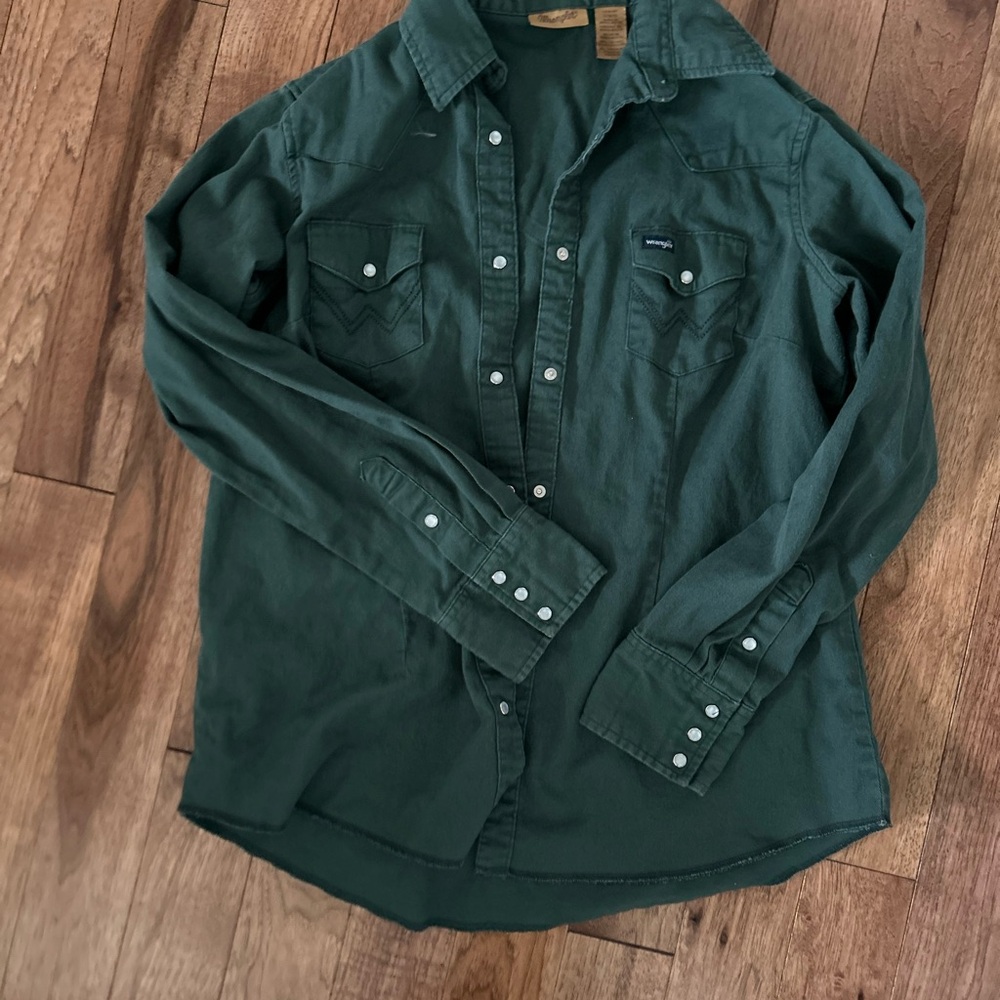 Wrangler Women's Forest Green Button Down Shirt
